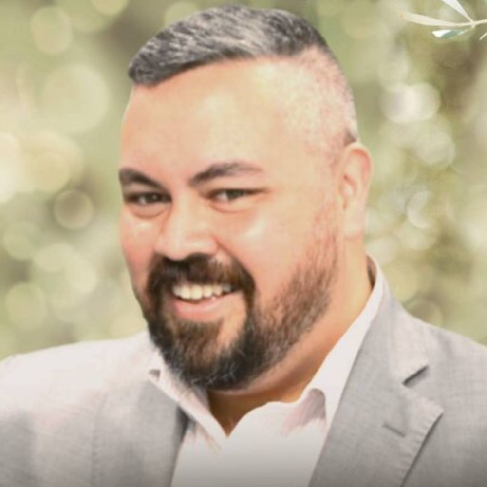 Meet your Posher, Sterling